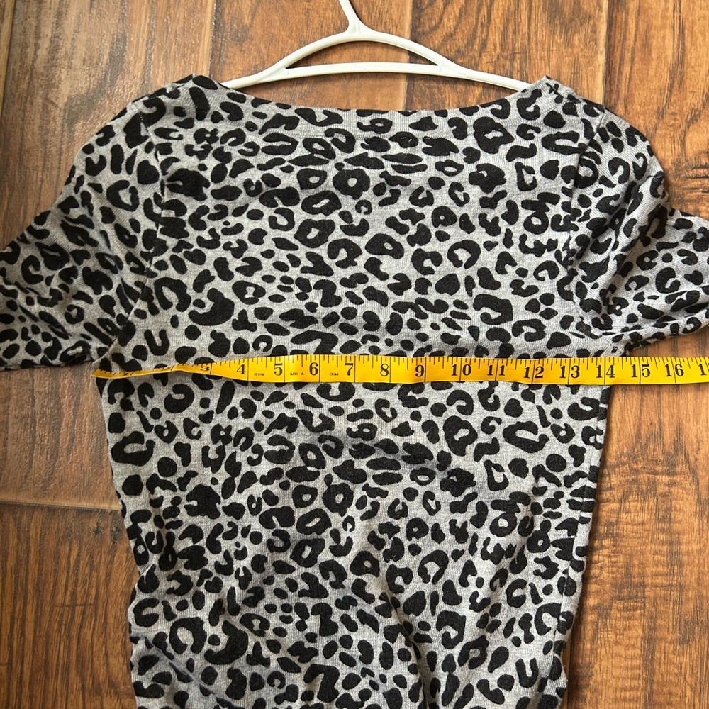 ✨️Suzy Shier Gray and Black Long Sleeve Leopard Print Dress✨️ - Picture 5 of 5